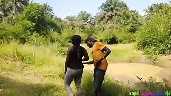 Okoro, The Persistent Hunter, Pleasures A Stunning Local African Woman During Her Farm Work In Public, Almost Reaching Climax With His Impressive Size. Unbeknownst To Them, Her Husband'S Brother Secretly Records Their Intimate Encounter. Watch The Complete Video On Red.