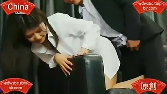 Asian Amateur Footjob And Ballbusting In Chinese Av