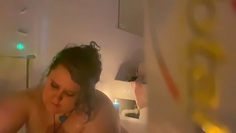 Hidden Camera Captures Steamy Bathtub Action