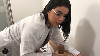 Doctor With Big Ass Aids Patient'S Erectile Dysfunction Through Oral Means In Spanish