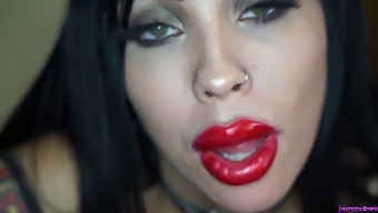 Beautiful Prostitute With Natural Big Boobs Gives A Blowjob And Has Sex Without A Condom.